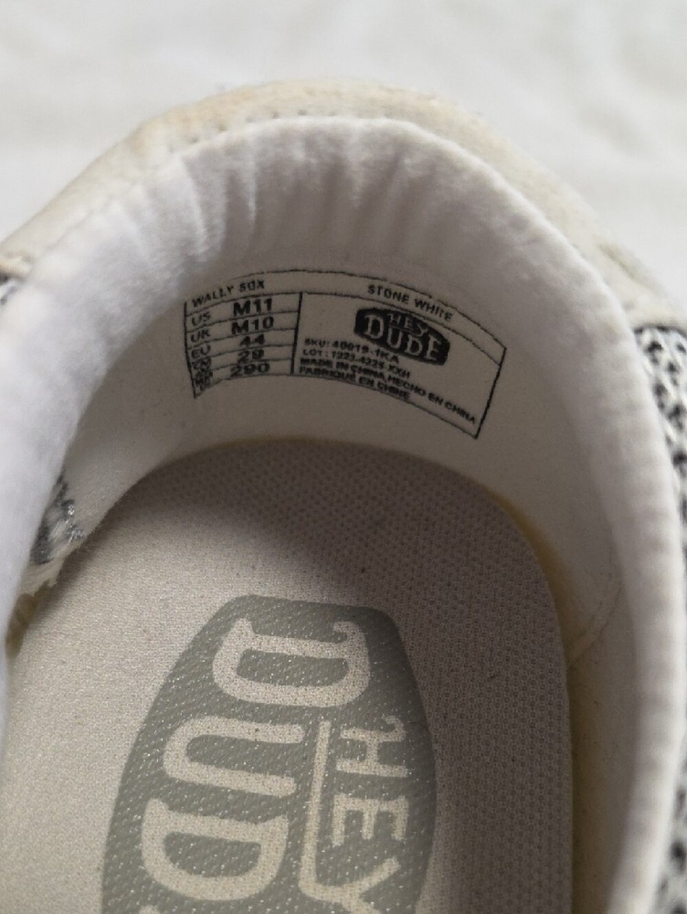 Hey Dude Wally Sox Stone White Slip-On Loafers Men's Size 11 - Picture 3 of 16